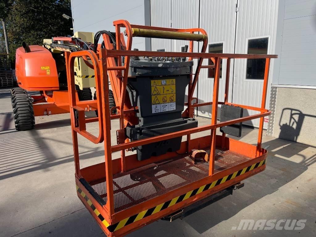 JLG 520 AJ Bomliftar