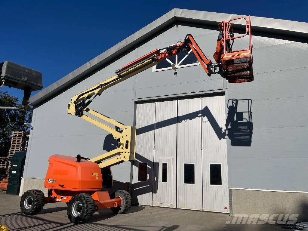 JLG 520 AJ Bomliftar