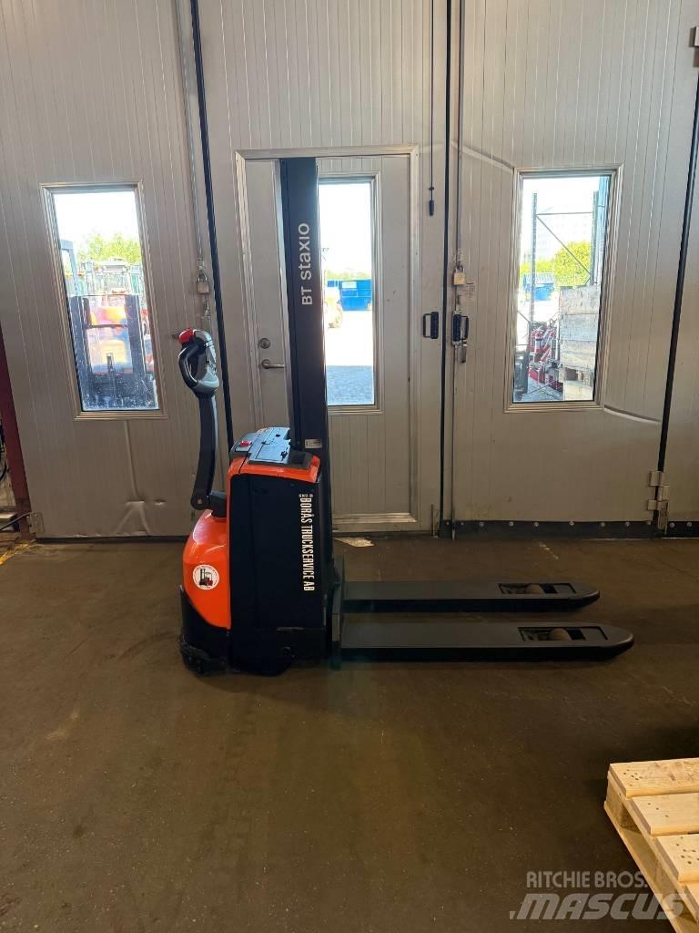 BT truck SWE 080L Staplare-led