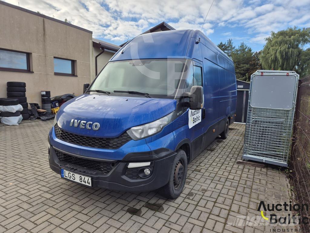 Iveco 35S17 Lätta lastbilar