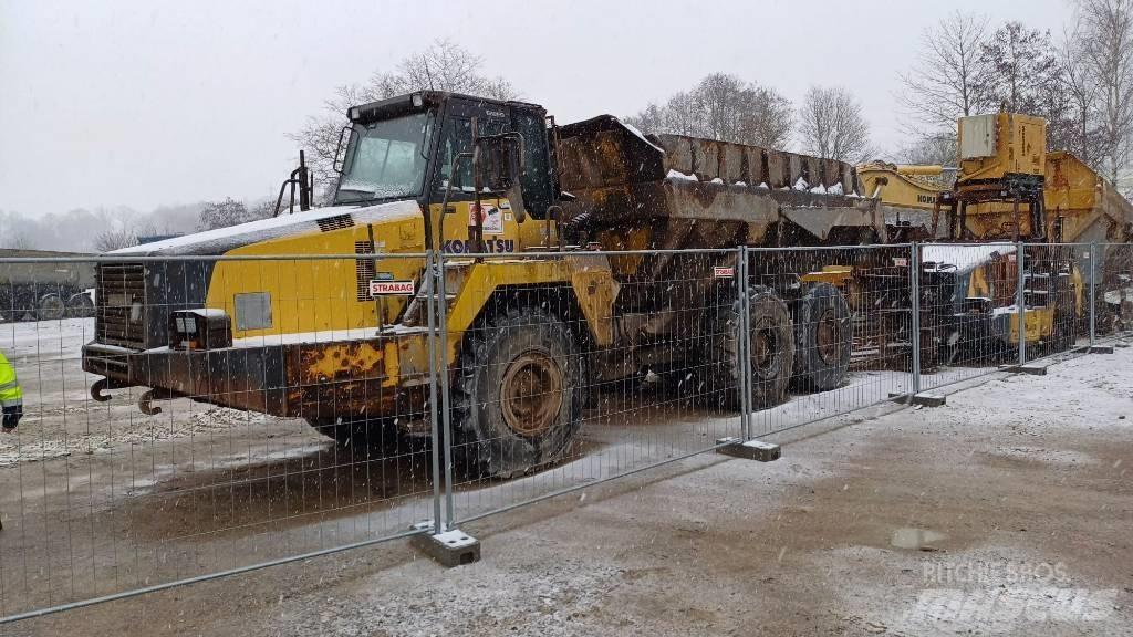 Komatsu HM 300-2 Midjestyrd dumper