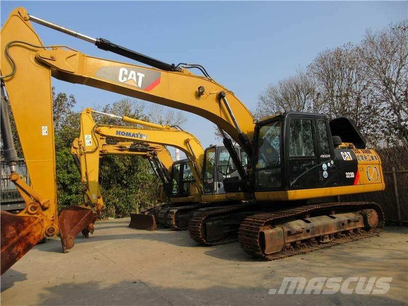 CAT 323 GC Bandgrävare
