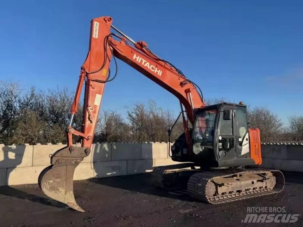 Hitachi ZX 135 Bandgrävare