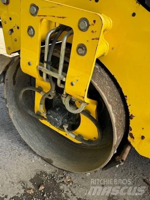 Bomag BW 120 AD-5 Tvåvalsvältar