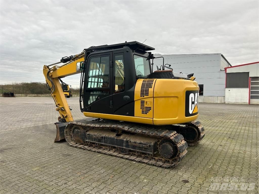 CAT 311 F L RR Hjulgrävare