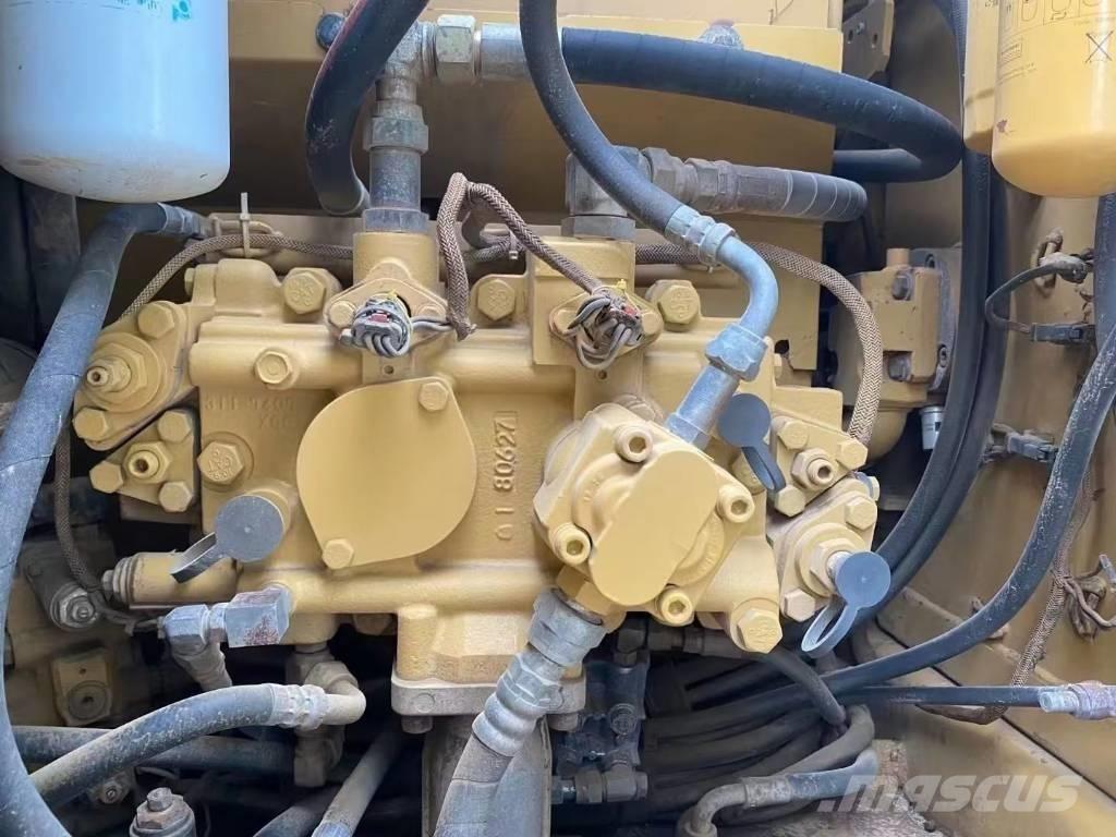 CAT 312D Midigrävmaskiner 7t - 12t