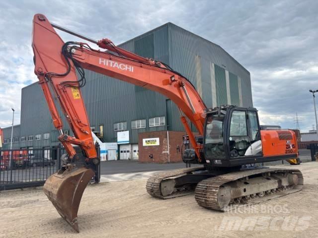 Hitachi ZX 250 LC-5 Bandgrävare