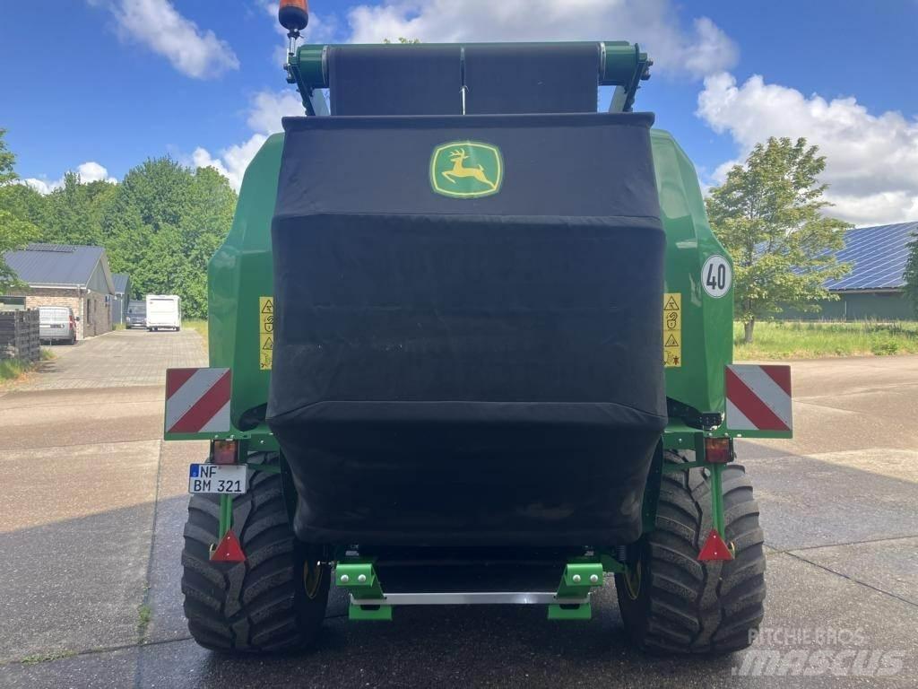 John Deere V461R Rundbalspressar