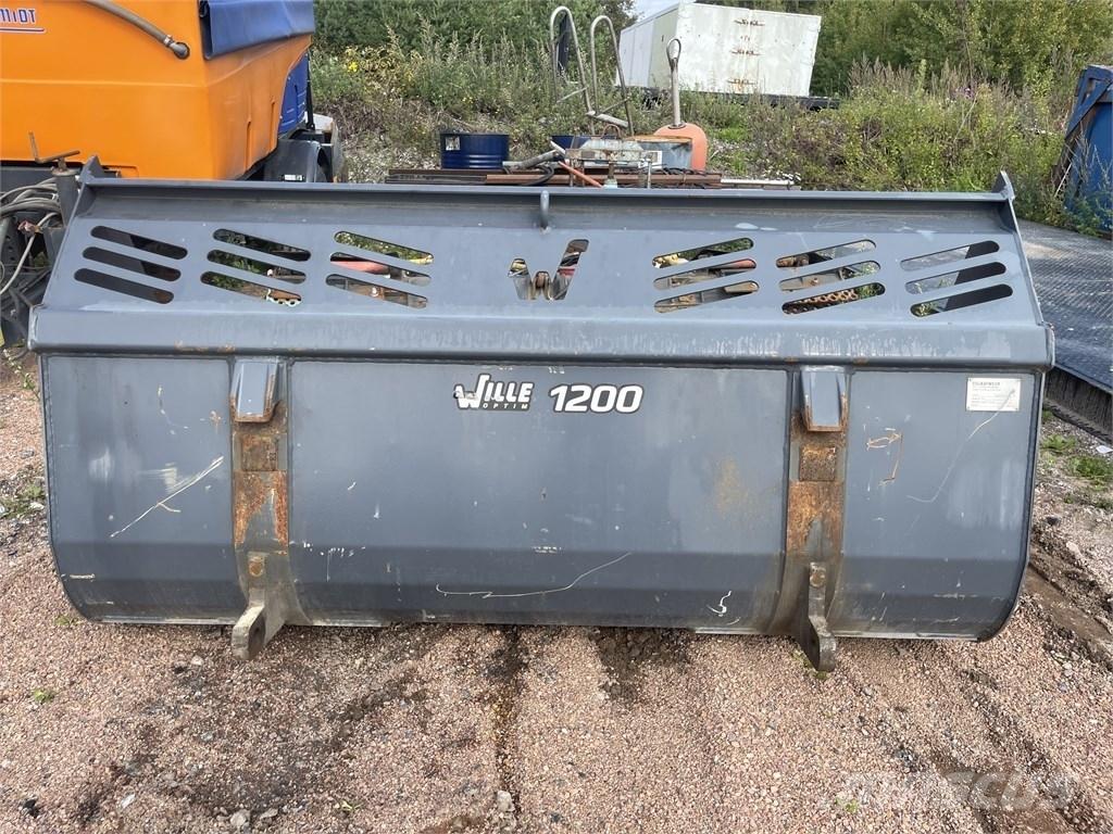  Vilakone Lumikauha Kompakttraktor-tillbehör