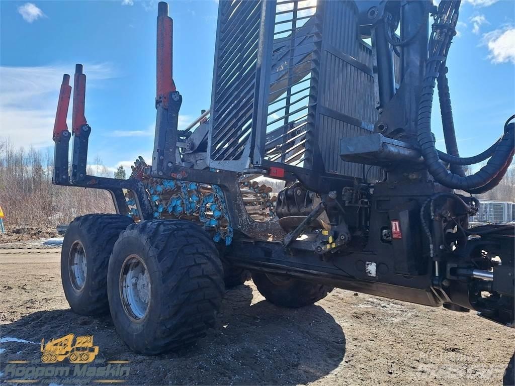 Komatsu 895 Skördare