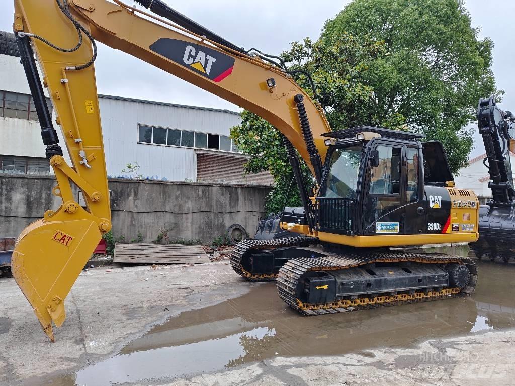 CAT 320 D2 Bandgrävare