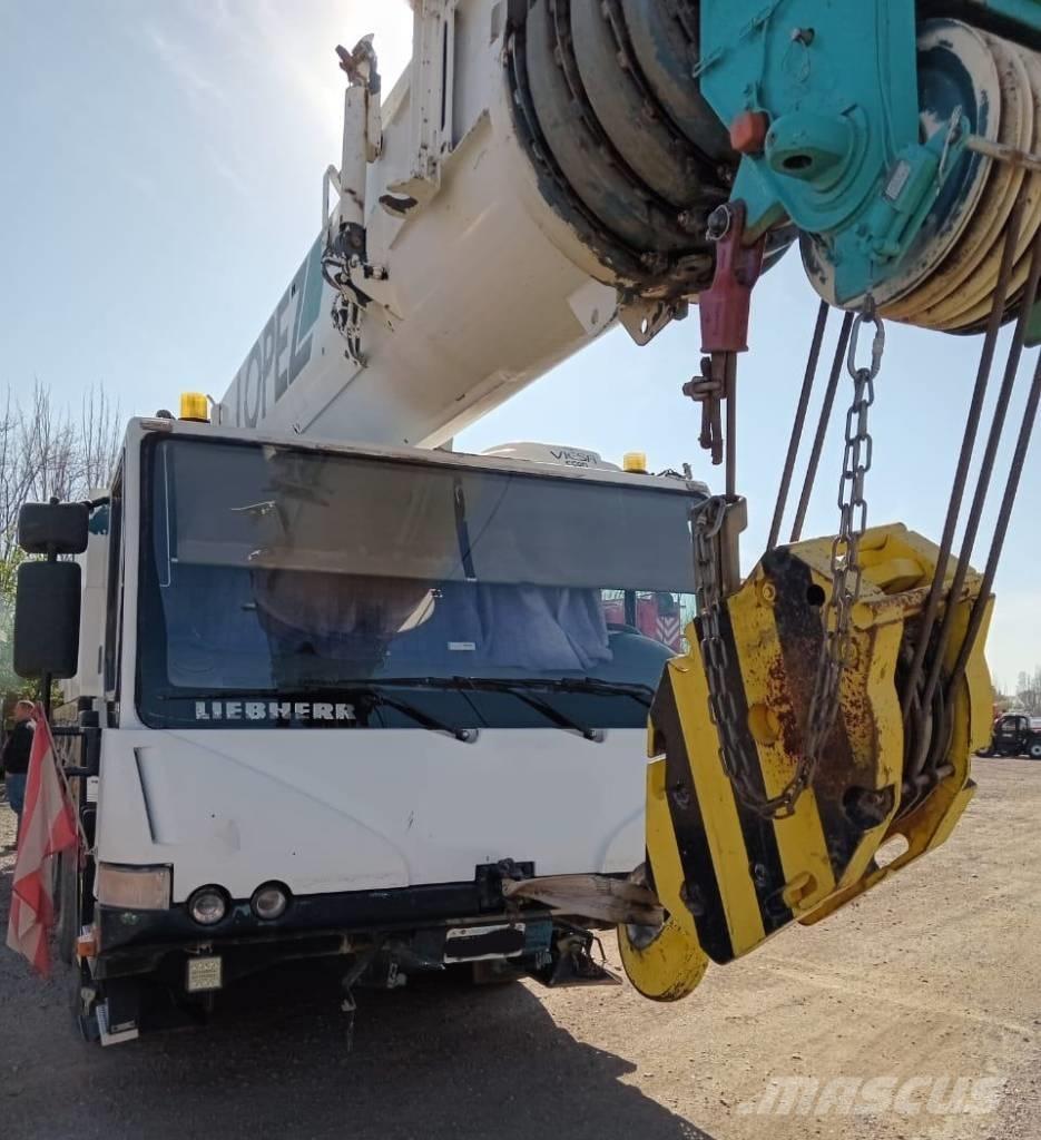 Liebherr LTM 1060-2 Allterrängkranar