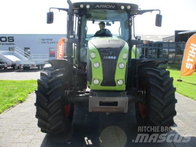 CLAAS Arion 520 Traktorer