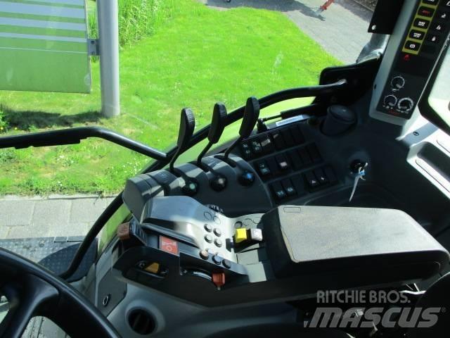 CLAAS Arion 520 Traktorer