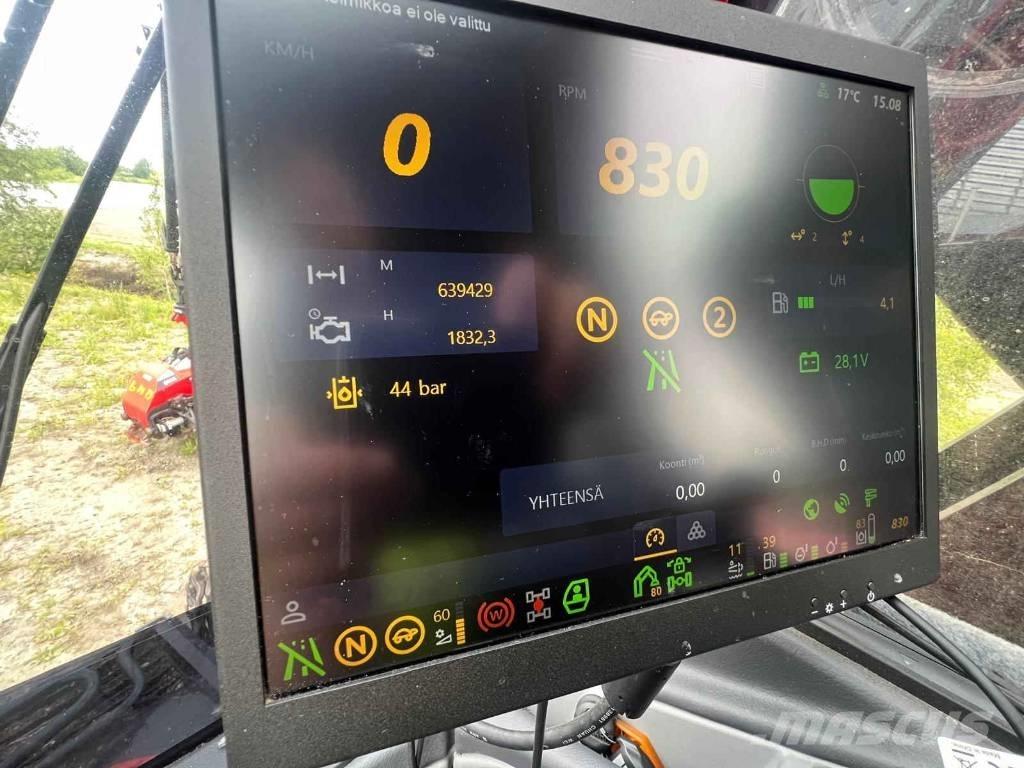 Komatsu 951 XC Skördare