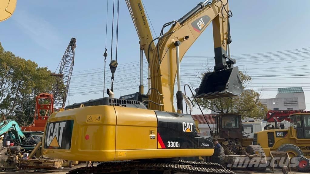 CAT 330 D Bandgrävare