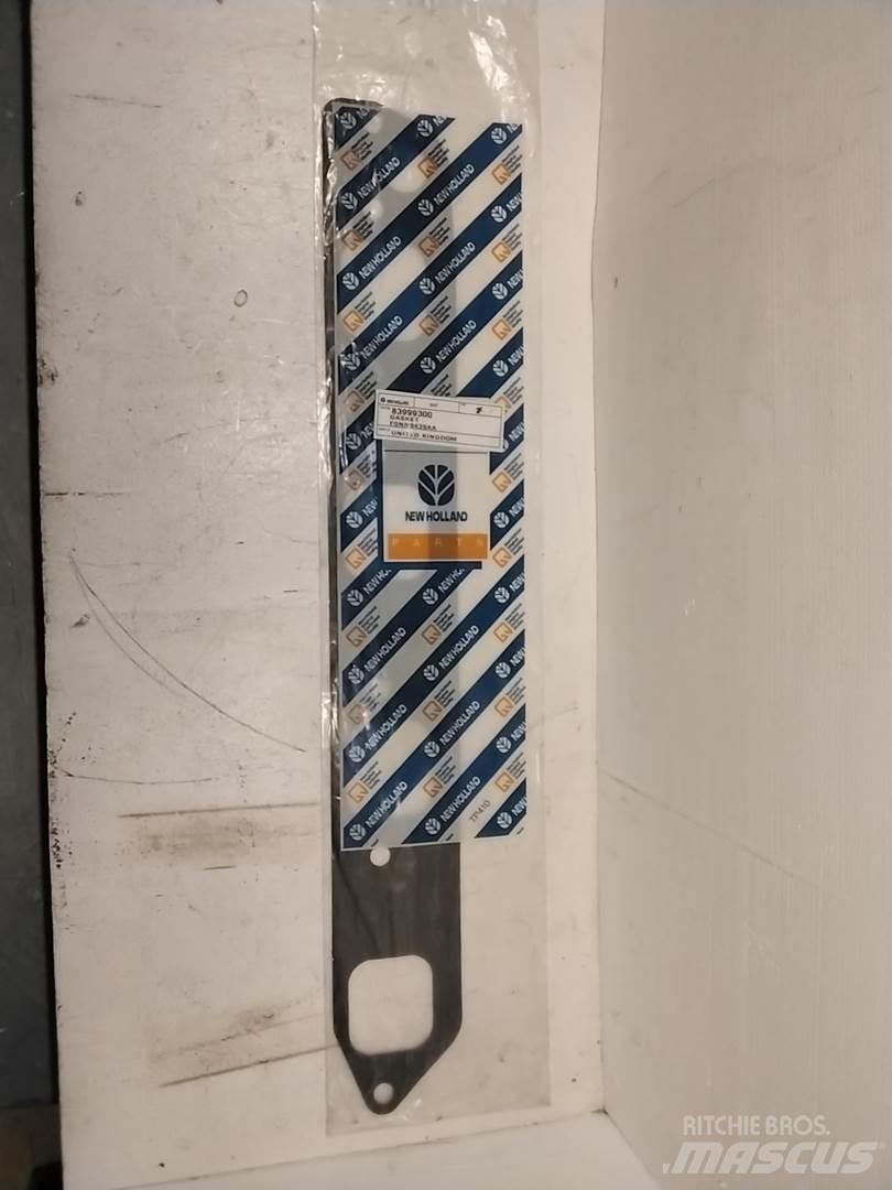 Ford 83999300 Motorer