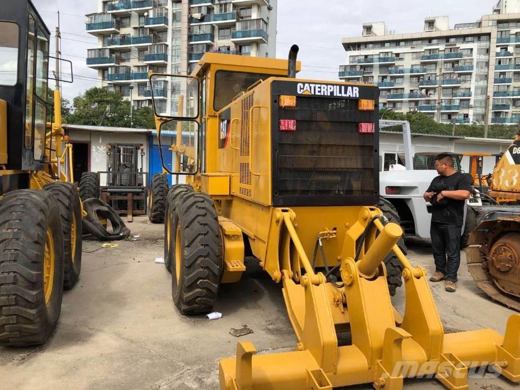 CAT 140 K Väghyvlar