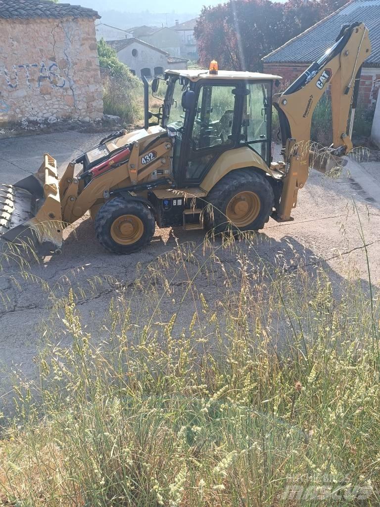 CAT 432 F Grävlastare
