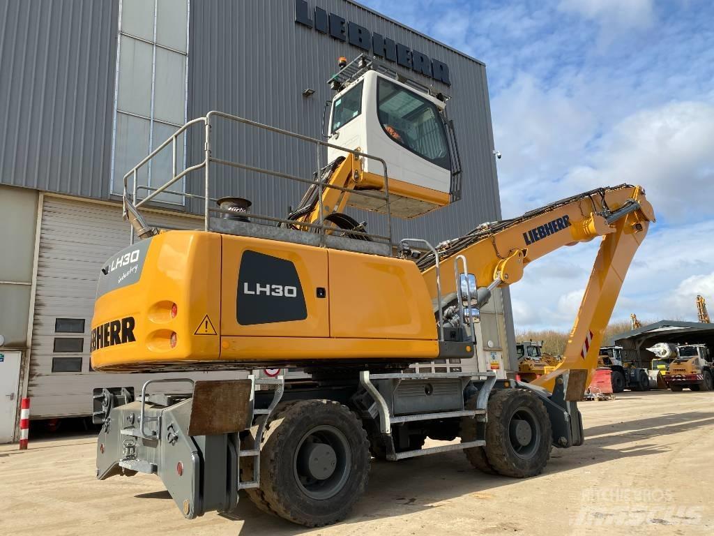 Liebherr LH 30 M Avfalls / industri hantering