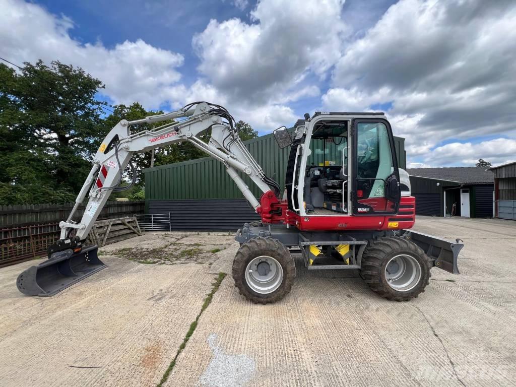 Takeuchi 295w Hjulgrävare