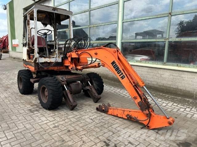 Kubota KH 16- W Hjulgrävare