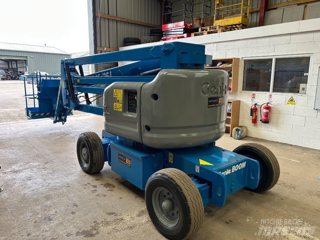 Genie Z45/35J DC Bomliftar