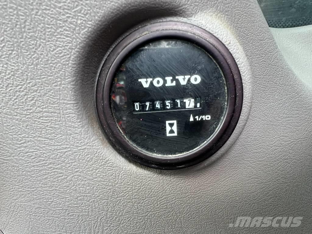 Volvo EC 200 E Bandgrävare