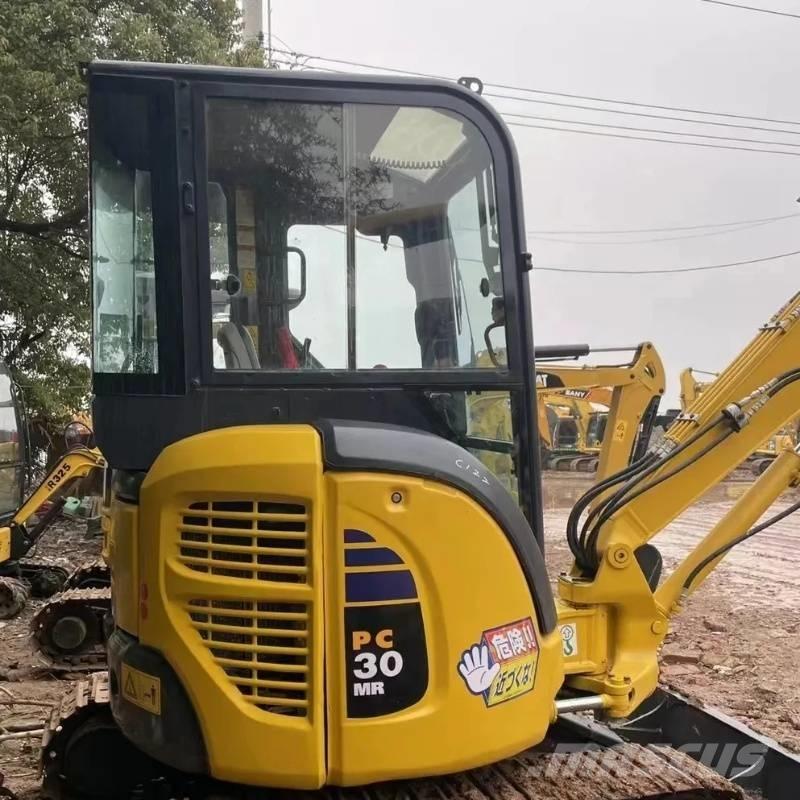 Komatsu PC 30 Minigrävare < 7t
