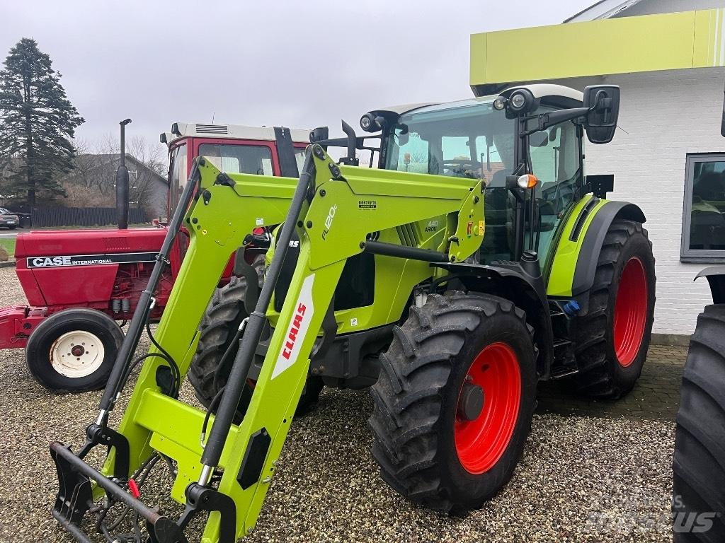 CLAAS Arion 440 CIS Traktorer