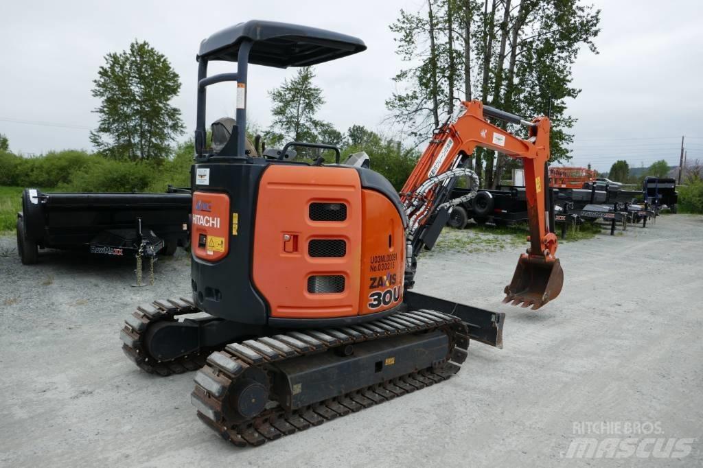 Hitachi ZX 30 U-5 A Minigrävare < 7t