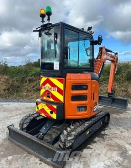 Hitachi Zaxis 26 U Minigrävare < 7t