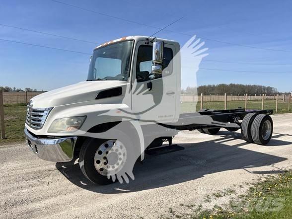 Hino 238 Chassier