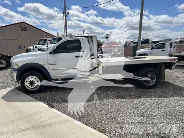 RAM 5500 SLT Flakbilar