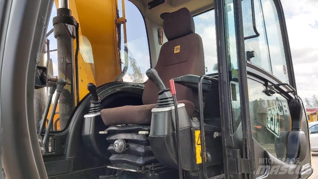 JCB JS 130 LC Bandgrävare