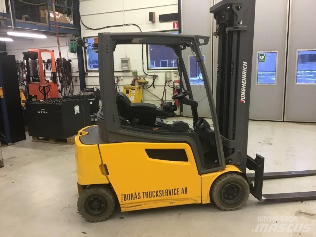 Jungheinrich EFG 320 Elmotviktstruckar