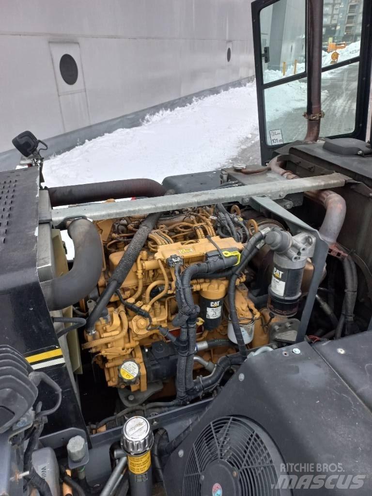 Wille 665 Kompakttraktorer