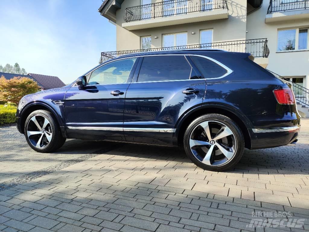 Bentley Bentayga V8 Personbilar