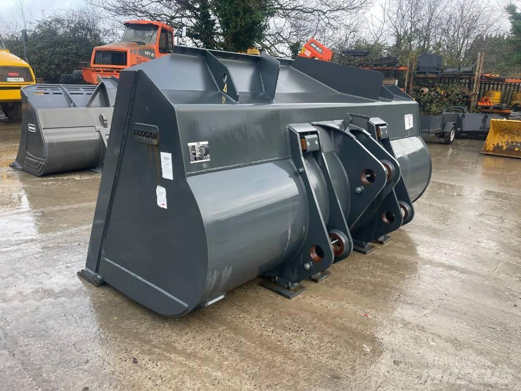 Doosan DL550 Skopor