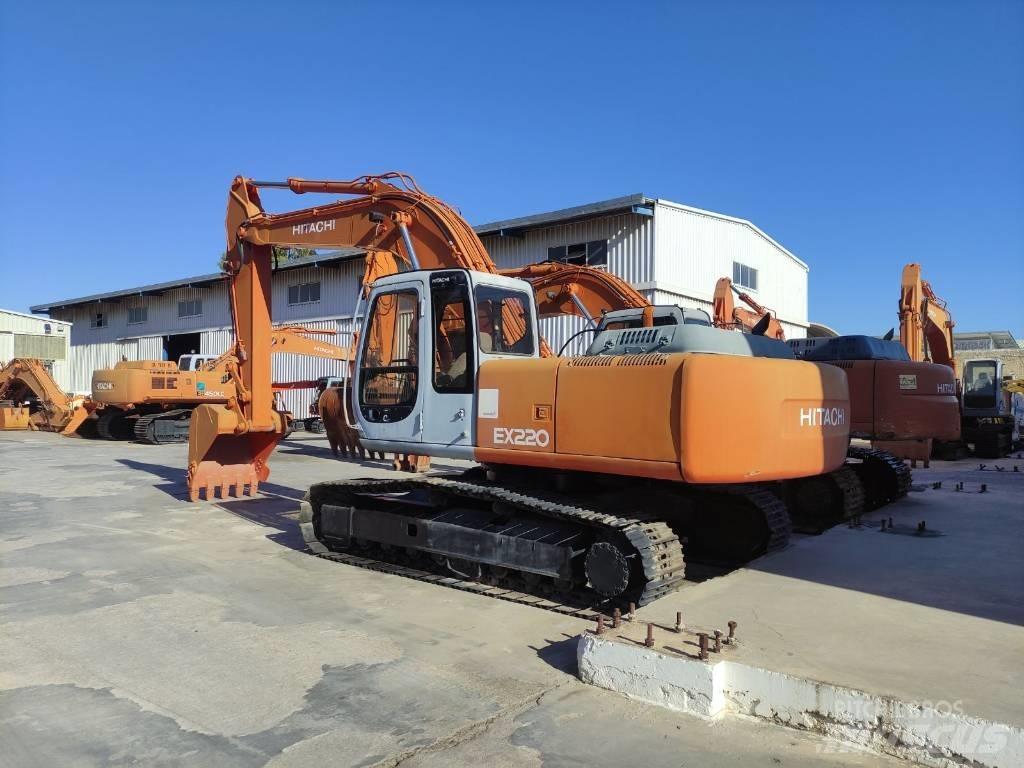 Hitachi EX 220-5 Bandgrävare
