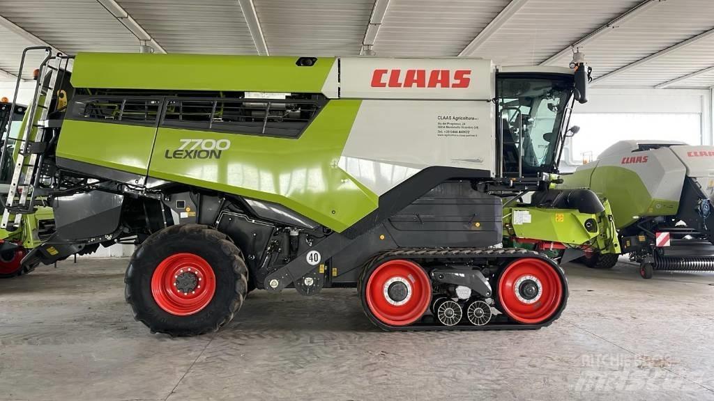 CLAAS LEXION 7700 TT Skördetröskor