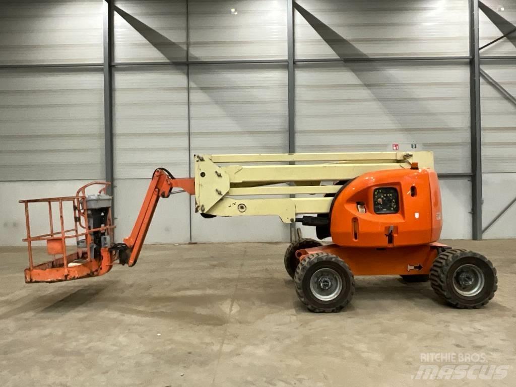JLG 450 AJ Bomliftar