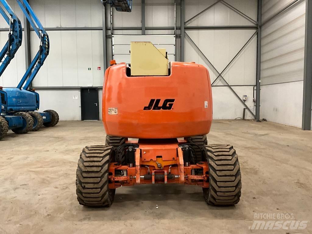 JLG 450 AJ Bomliftar