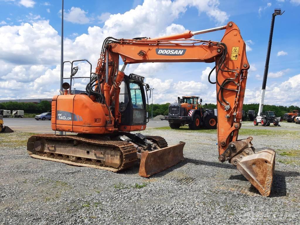 Doosan DX 140 LCR-3 Bandgrävare