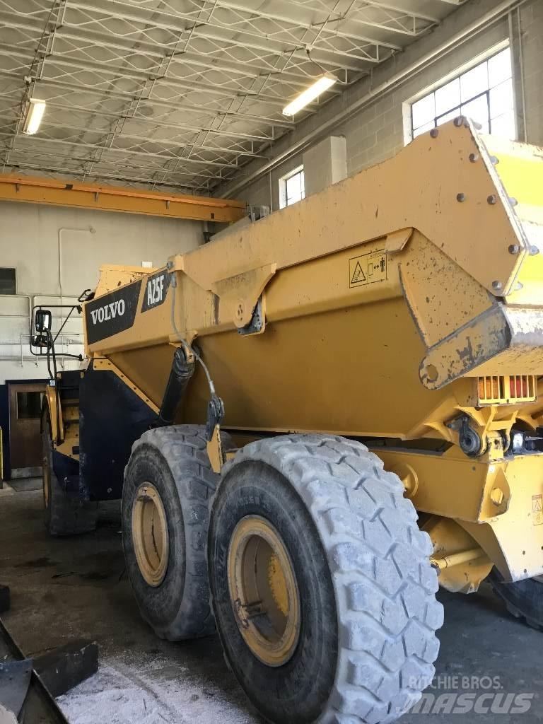 Volvo A 25 F Midjestyrd dumper