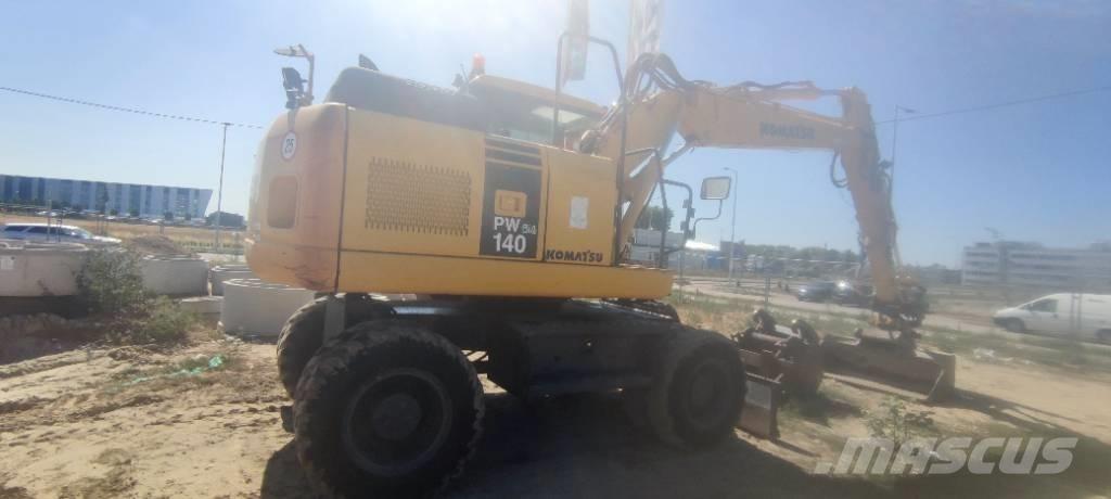 Komatsu PW 140-7 Hjulgrävare