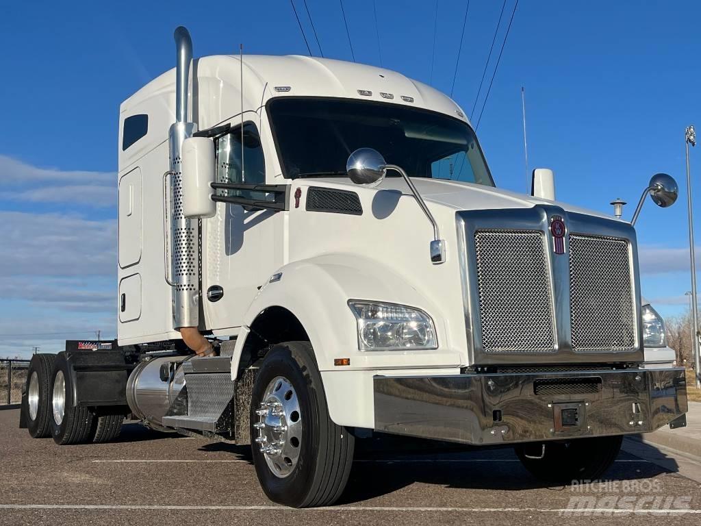 Kenworth T 880 Dragbilar