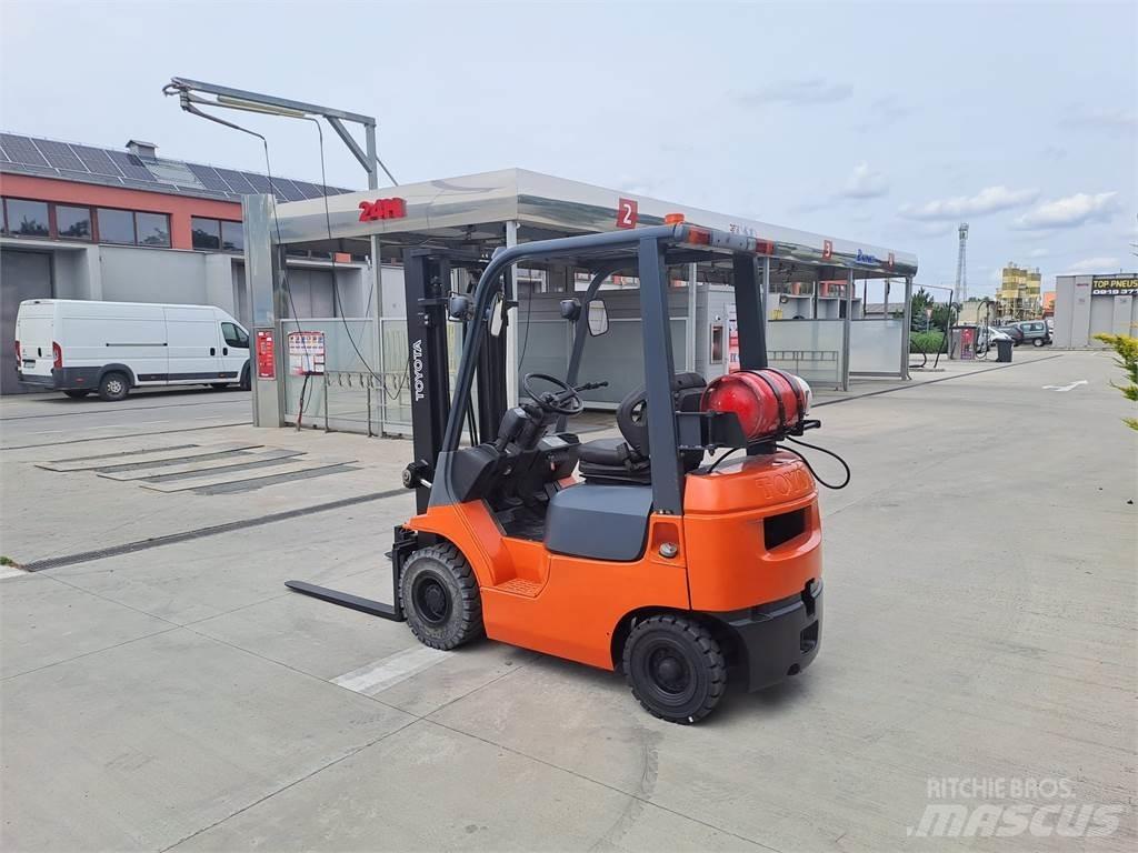 Toyota 7FGF15 Gasolmotviktstruckar
