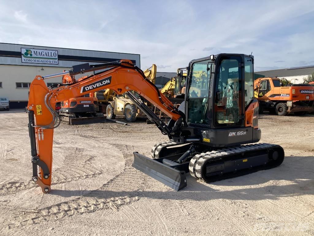Develon DX 55 R-7 Minigrävare < 7t