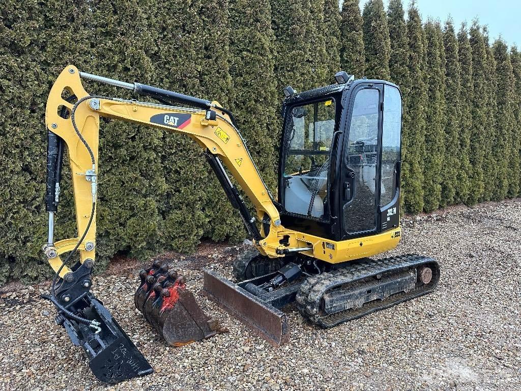 CAT 302.7 D CR Minigrävare < 7t